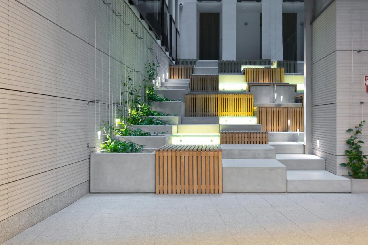 Apartament Dom Przy Okrzei By Renters Prestige Варшава Екстериор снимка