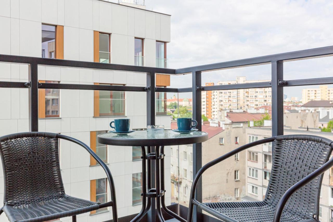 Apartament Dom Przy Okrzei By Renters Prestige Варшава Екстериор снимка